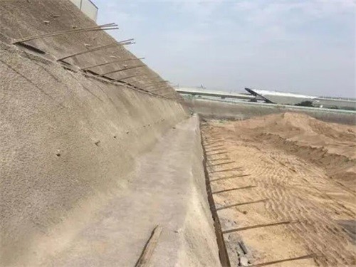 梨树河道边坡加固